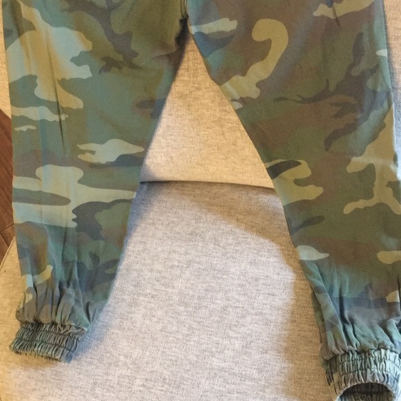 TNA camouflage jogger pants size 0 - Picture 7 of 13